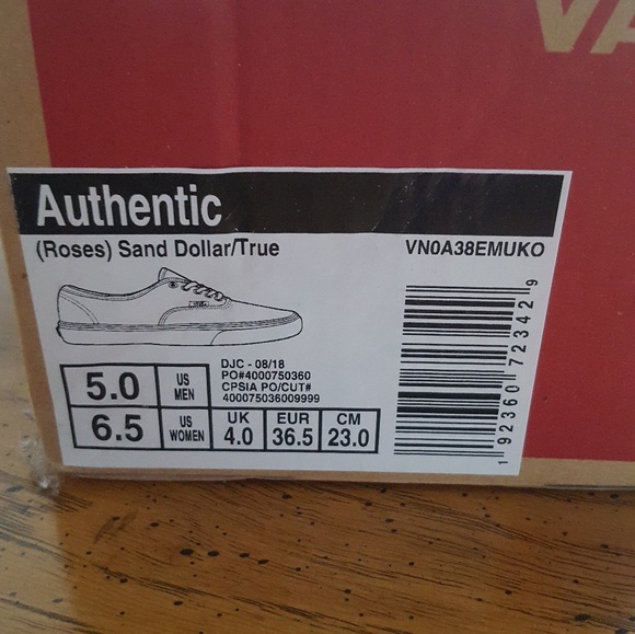 Vans Authentic Roses Sand Dollar True Style NWT - Picture 3 of 3